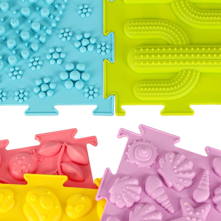 Mata-sensoryczna-puzzle-montessori-do-masazu-stop-8-elementow-pastelowe-172129.jpg